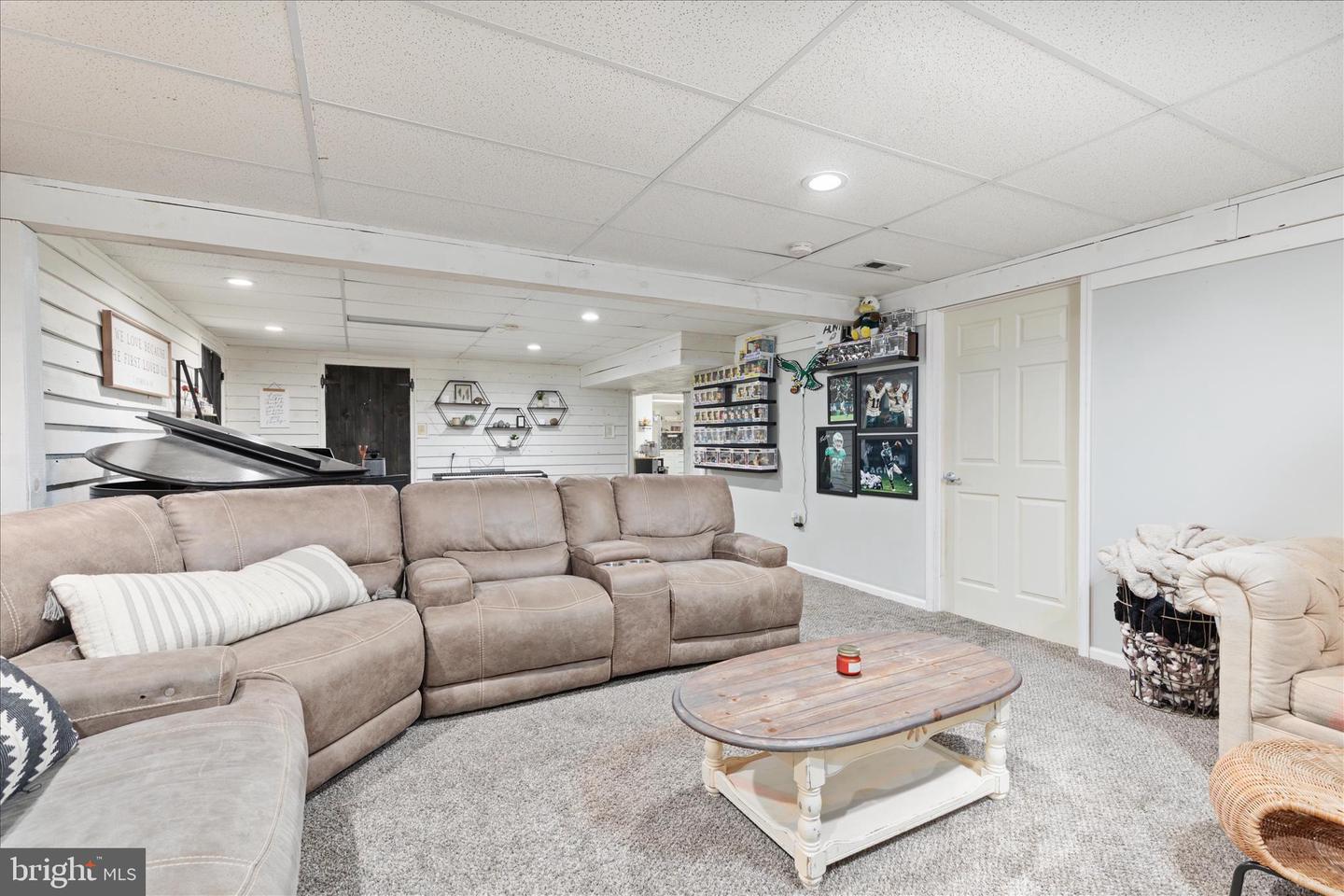 2050 BACK RD, WOODSTOCK, Virginia 22664, 4 Bedrooms Bedrooms, ,3 BathroomsBathrooms,Residential,For sale,2050 BACK RD,VASH2013450 MLS # VASH2013450 2050 BACK RD, WOODSTOCK, Virginia 22664, 4 Bedrooms Bedrooms, ,3 BathroomsBathrooms,Residential,For sale,2050 BACK RD,VASH2013450 MLS # VASH2013450