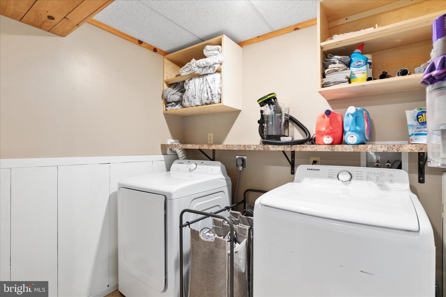 2050 BACK RD, WOODSTOCK, Virginia 22664, 4 Bedrooms Bedrooms, ,3 BathroomsBathrooms,Residential,For sale,2050 BACK RD,VASH2013450 MLS # VASH2013450 2050 BACK RD, WOODSTOCK, Virginia 22664, 4 Bedrooms Bedrooms, ,3 BathroomsBathrooms,Residential,For sale,2050 BACK RD,VASH2013450 MLS # VASH2013450