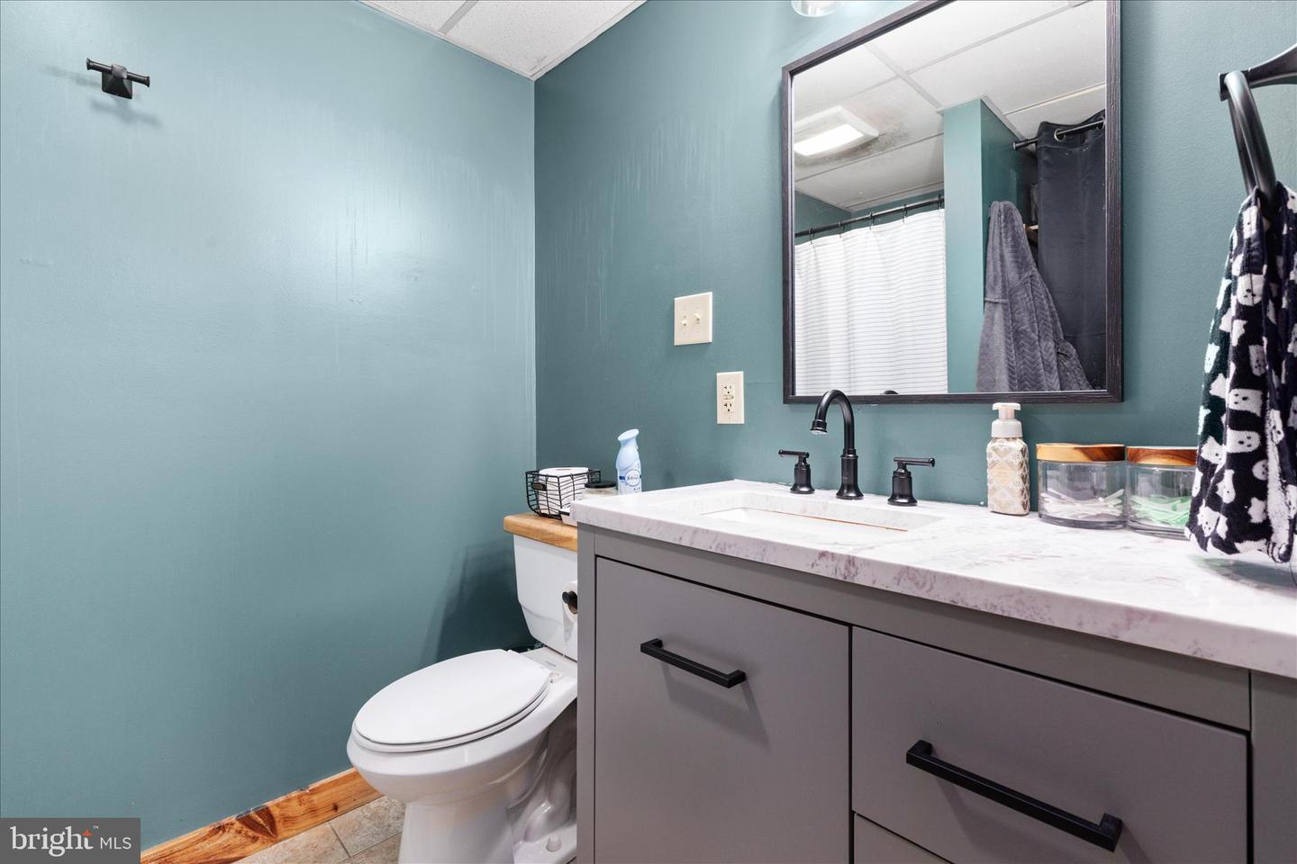 2050 BACK RD, WOODSTOCK, Virginia 22664, 4 Bedrooms Bedrooms, ,3 BathroomsBathrooms,Residential,For sale,2050 BACK RD,VASH2013450 MLS # VASH2013450 2050 BACK RD, WOODSTOCK, Virginia 22664, 4 Bedrooms Bedrooms, ,3 BathroomsBathrooms,Residential,For sale,2050 BACK RD,VASH2013450 MLS # VASH2013450