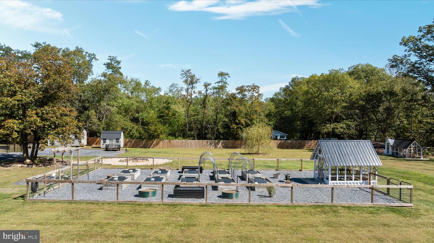 2050 BACK RD, WOODSTOCK, Virginia 22664, 4 Bedrooms Bedrooms, ,3 BathroomsBathrooms,Residential,For sale,2050 BACK RD,VASH2013450 MLS # VASH2013450 2050 BACK RD, WOODSTOCK, Virginia 22664, 4 Bedrooms Bedrooms, ,3 BathroomsBathrooms,Residential,For sale,2050 BACK RD,VASH2013450 MLS # VASH2013450