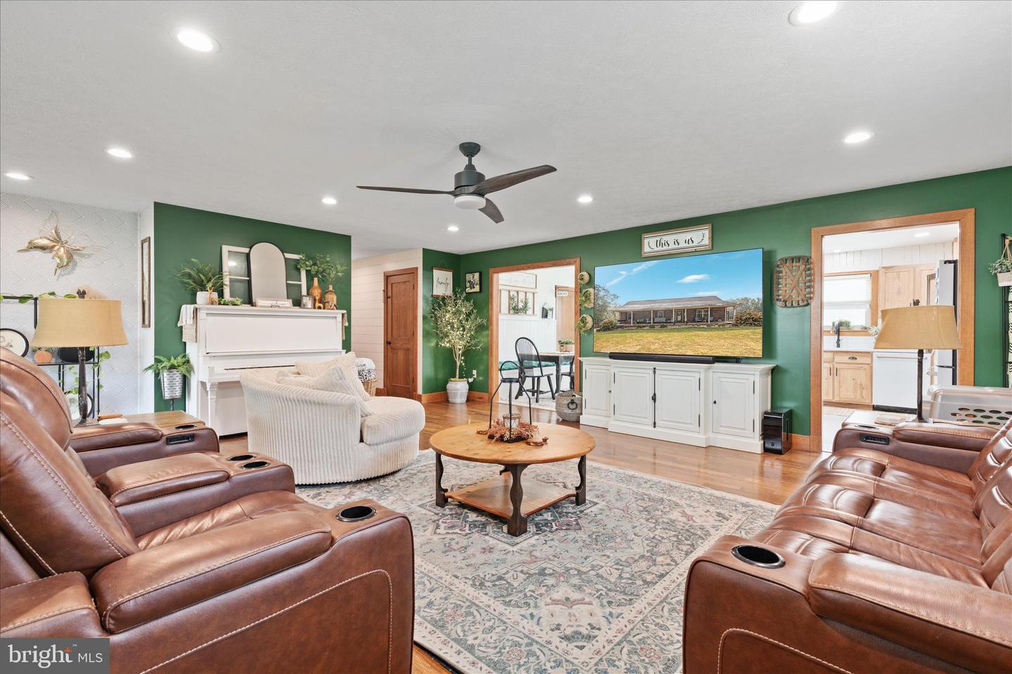 2050 BACK RD, WOODSTOCK, Virginia 22664, 4 Bedrooms Bedrooms, ,3 BathroomsBathrooms,Residential,For sale,2050 BACK RD,VASH2013450 MLS # VASH2013450 2050 BACK RD, WOODSTOCK, Virginia 22664, 4 Bedrooms Bedrooms, ,3 BathroomsBathrooms,Residential,For sale,2050 BACK RD,VASH2013450 MLS # VASH2013450