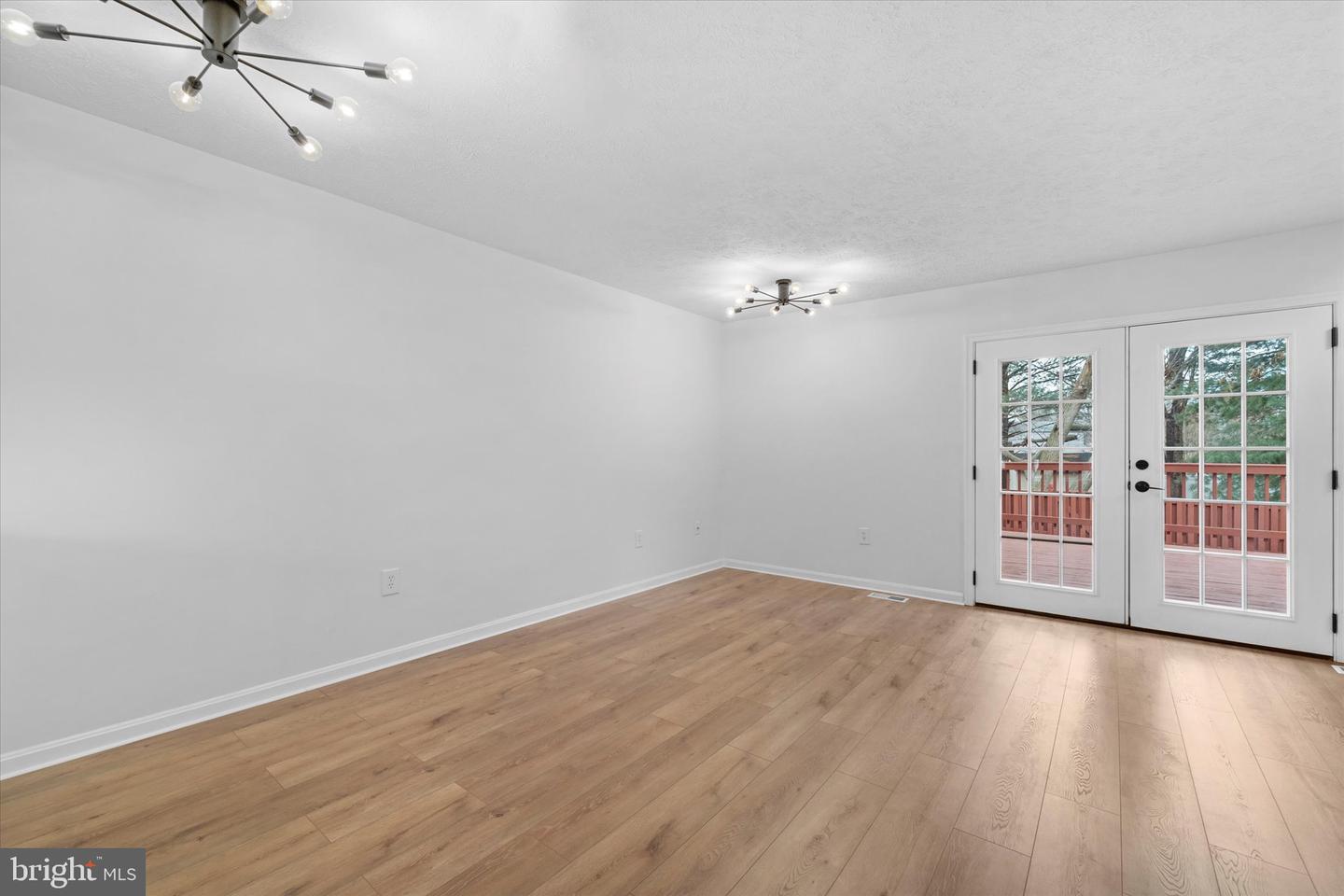 1010 CLYMER CT NE, LEESBURG, Virginia 20176, 3 Bedrooms Bedrooms, ,2 BathroomsBathrooms,Residential,For sale,1010 CLYMER CT NE,VALO2114564 MLS # VALO2114564 1010 CLYMER CT NE, LEESBURG, Virginia 20176, 3 Bedrooms Bedrooms, ,2 BathroomsBathrooms,Residential,For sale,1010 CLYMER CT NE,VALO2114564 MLS # VALO2114564