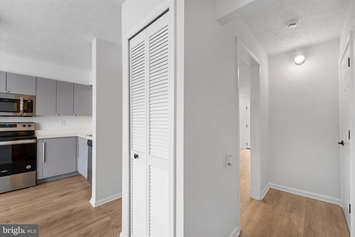 1010 CLYMER CT NE, LEESBURG, Virginia 20176, 3 Bedrooms Bedrooms, ,2 BathroomsBathrooms,Residential,For sale,1010 CLYMER CT NE,VALO2114564 MLS # VALO2114564 1010 CLYMER CT NE, LEESBURG, Virginia 20176, 3 Bedrooms Bedrooms, ,2 BathroomsBathrooms,Residential,For sale,1010 CLYMER CT NE,VALO2114564 MLS # VALO2114564