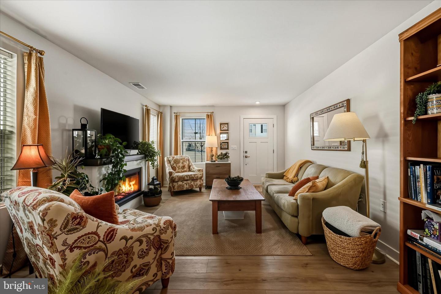 116 MAURY, WINCHESTER, Virginia 22602, 3 Bedrooms Bedrooms, ,2 BathroomsBathrooms,Residential,For sale,116 MAURY,VAFV2039208 MLS # VAFV2039208 116 MAURY, WINCHESTER, Virginia 22602, 3 Bedrooms Bedrooms, ,2 BathroomsBathrooms,Residential,For sale,116 MAURY,VAFV2039208 MLS # VAFV2039208