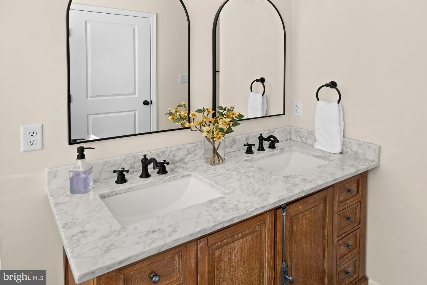 5269 MACEDONIA RD, WOODFORD, Virginia 22580, 3 Bedrooms Bedrooms, 5 Rooms Rooms,2 BathroomsBathrooms,Residential,For sale,5269 MACEDONIA RD,VACV2009434 MLS # VACV2009434