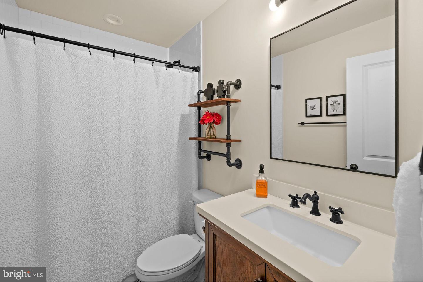 5269 MACEDONIA RD, WOODFORD, Virginia 22580, 3 Bedrooms Bedrooms, 5 Rooms Rooms,2 BathroomsBathrooms,Residential,For sale,5269 MACEDONIA RD,VACV2009434 MLS # VACV2009434