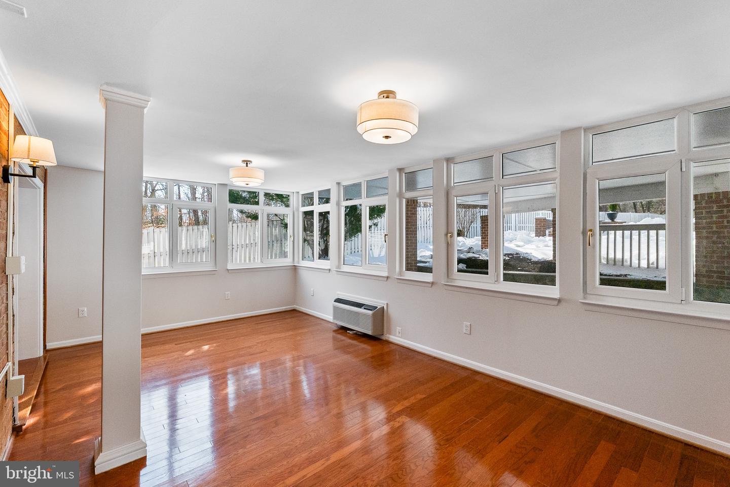 6462 HONEY TREE CT, BURKE, Virginia 22015, 5 Bedrooms Bedrooms, ,3 BathroomsBathrooms,Residential,For sale,6462 HONEY TREE CT,VAFX2287414 MLS # VAFX2287414