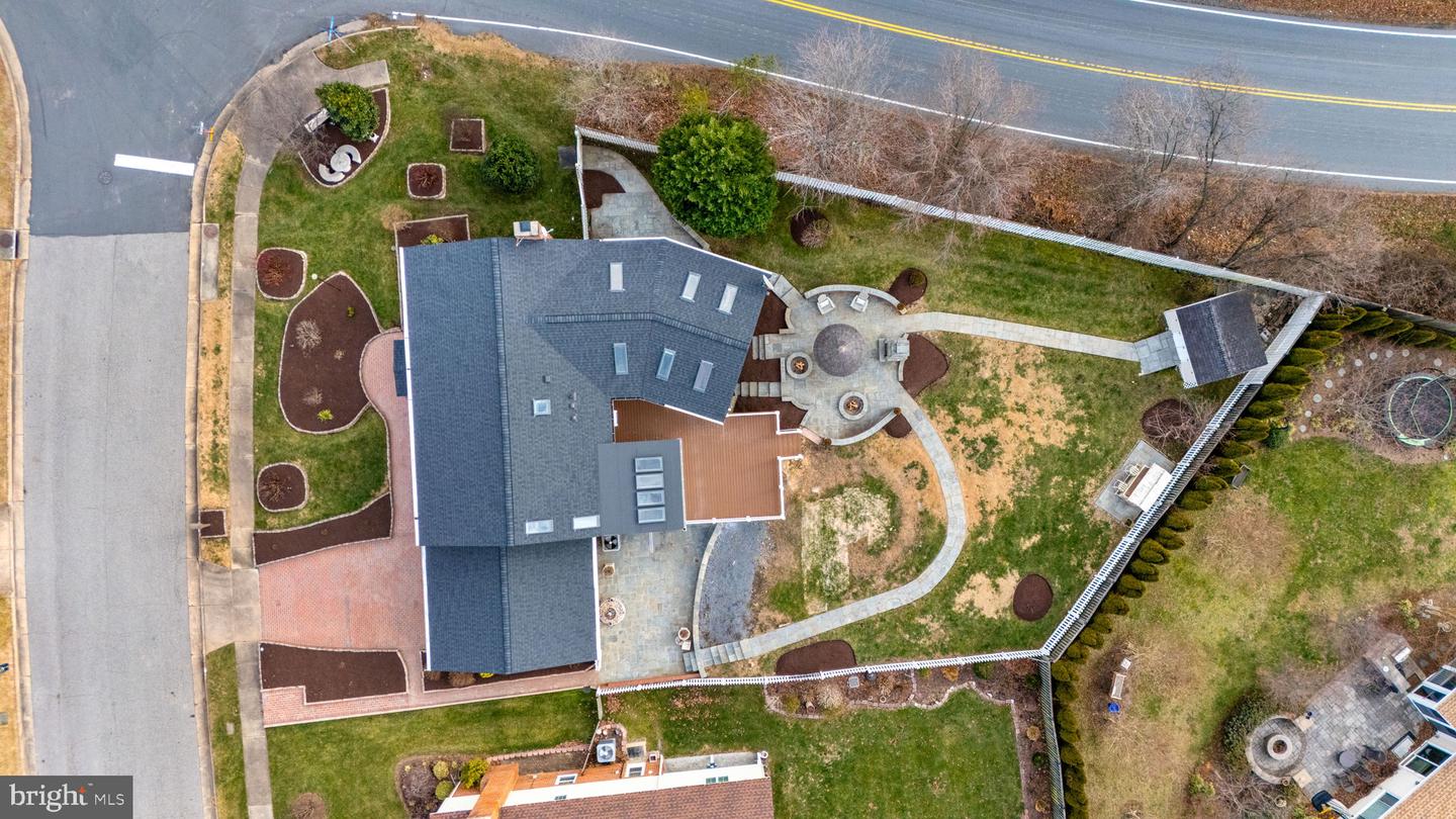 6462 HONEY TREE CT, BURKE, Virginia 22015, 5 Bedrooms Bedrooms, ,3 BathroomsBathrooms,Residential,For sale,6462 HONEY TREE CT,VAFX2287414 MLS # VAFX2287414