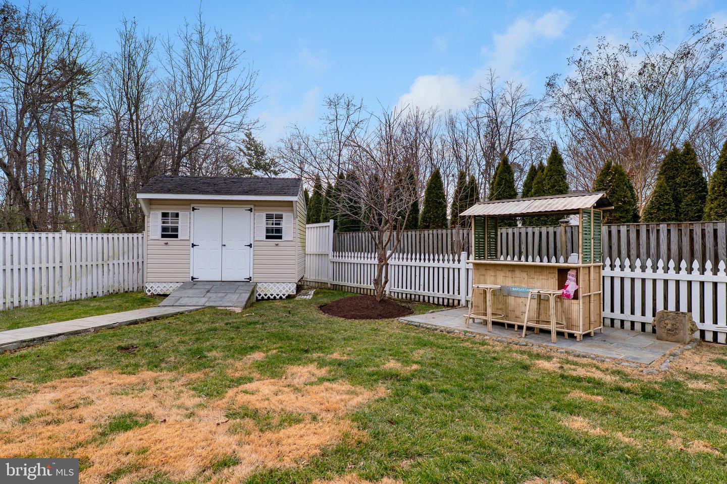 6462 HONEY TREE CT, BURKE, Virginia 22015, 5 Bedrooms Bedrooms, ,3 BathroomsBathrooms,Residential,For sale,6462 HONEY TREE CT,VAFX2287414 MLS # VAFX2287414