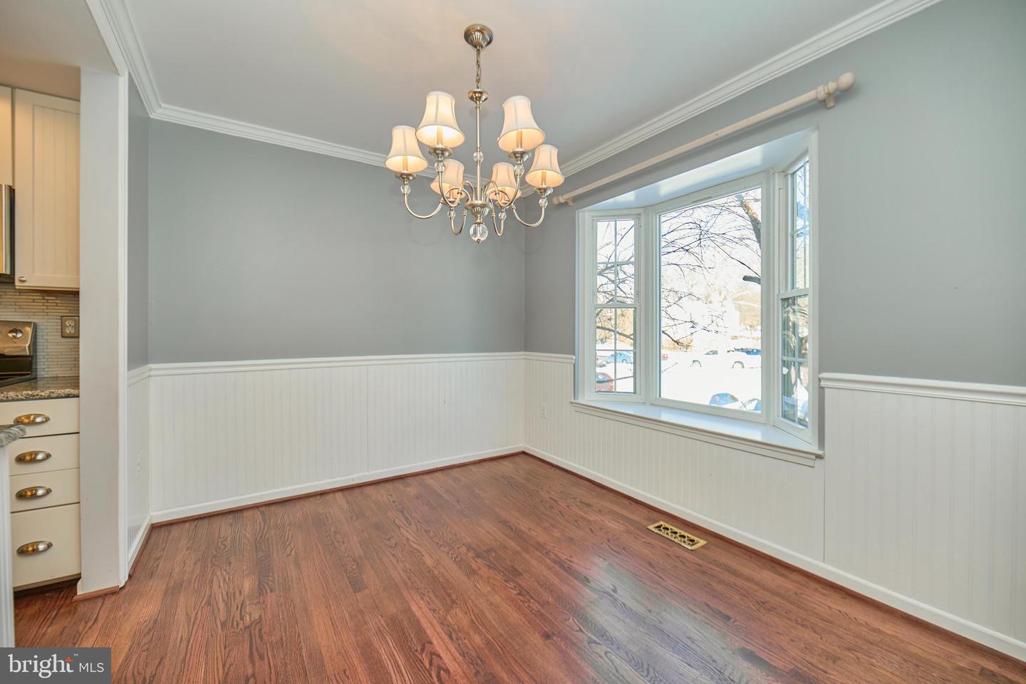 10355 GRANITE CREEK LN, OAKTON, Virginia 22124, 3 Bedrooms Bedrooms, ,2 BathroomsBathrooms,Residential,For sale,10355 GRANITE CREEK LN,VAFX2287418 MLS # VAFX2287418