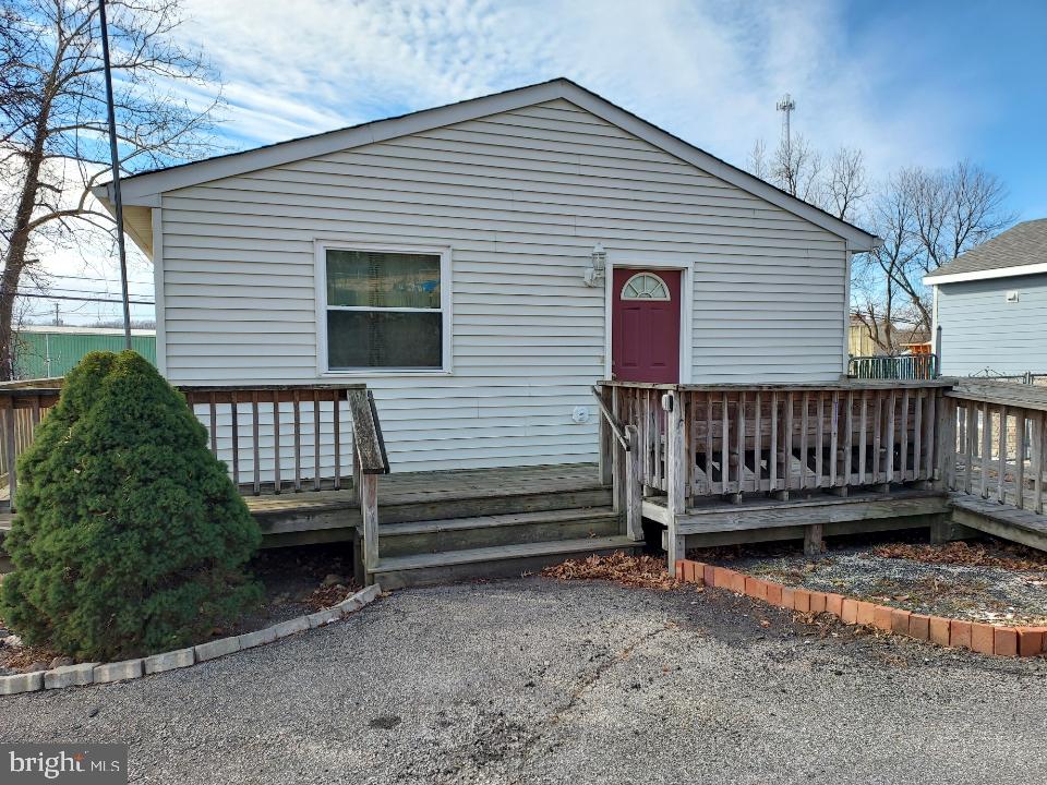 17748 POSSUM POINT RD, DUMFRIES, Virginia 22026, 2 Bedrooms Bedrooms, ,1 BathroomBathrooms,Residential,For sale,17748 POSSUM POINT RD,VAPW2111172 MLS # VAPW2111172