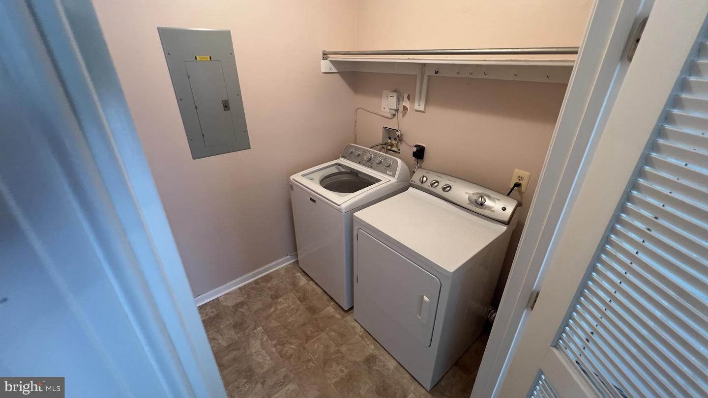 17748 POSSUM POINT RD, DUMFRIES, Virginia 22026, 2 Bedrooms Bedrooms, ,1 BathroomBathrooms,Residential,For sale,17748 POSSUM POINT RD,VAPW2111172 MLS # VAPW2111172