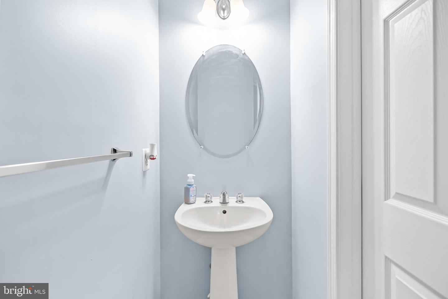 42923 PAMPLIN TER, CHANTILLY, Virginia 20152, 4 Bedrooms Bedrooms, ,3 BathroomsBathrooms,Residential,For sale,42923 PAMPLIN TER,VALO2114596 MLS # VALO2114596 42923 PAMPLIN TER, CHANTILLY, Virginia 20152, 4 Bedrooms Bedrooms, ,3 BathroomsBathrooms,Residential,For sale,42923 PAMPLIN TER,VALO2114596 MLS # VALO2114596