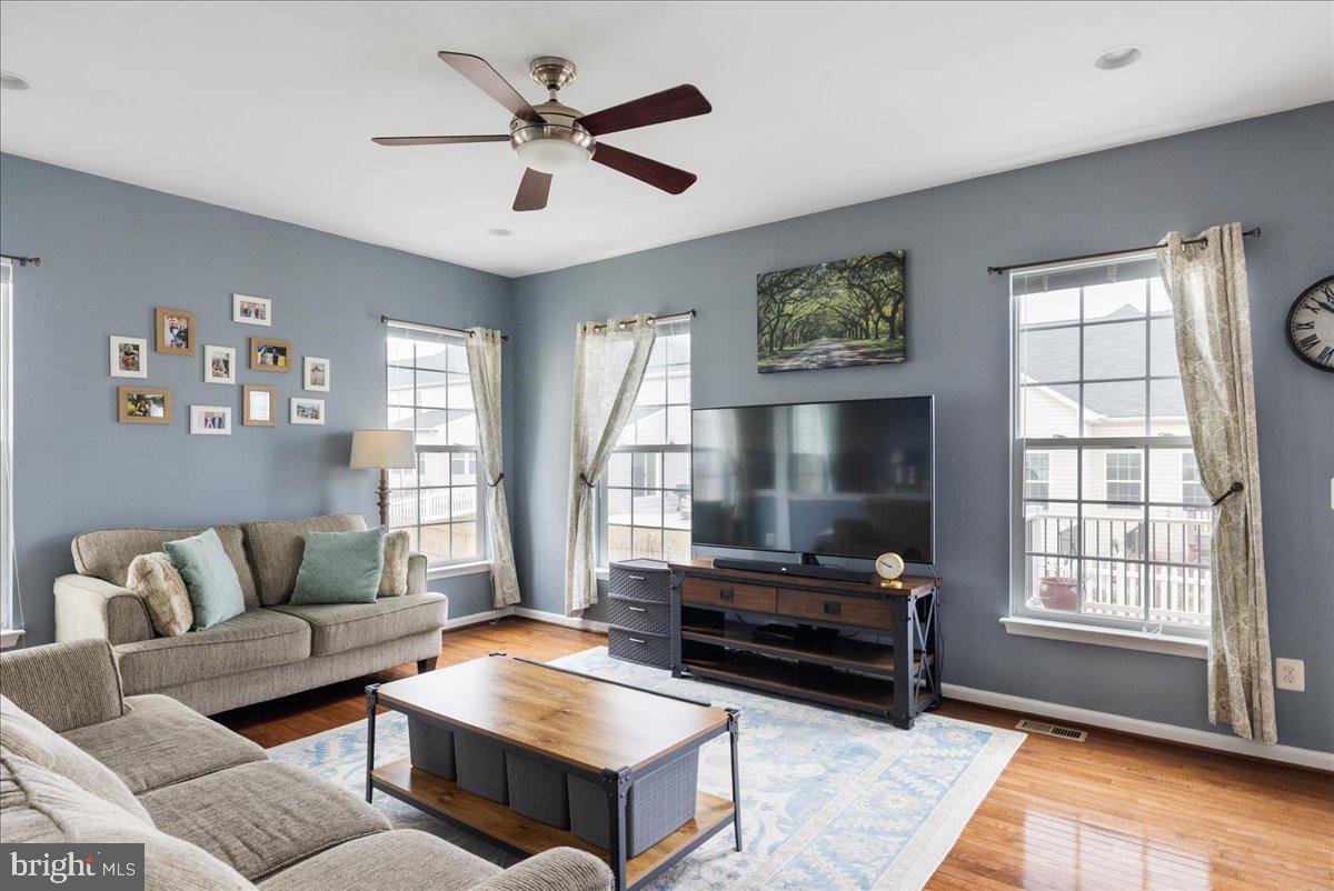 218 CENTENNIAL DR, STEPHENSON, Virginia 22656, 3 Bedrooms Bedrooms, ,3 BathroomsBathrooms,Residential,For sale,218 CENTENNIAL DR,VAFV2039210 MLS # VAFV2039210 218 CENTENNIAL DR, STEPHENSON, Virginia 22656, 3 Bedrooms Bedrooms, ,3 BathroomsBathrooms,Residential,For sale,218 CENTENNIAL DR,VAFV2039210 MLS # VAFV2039210