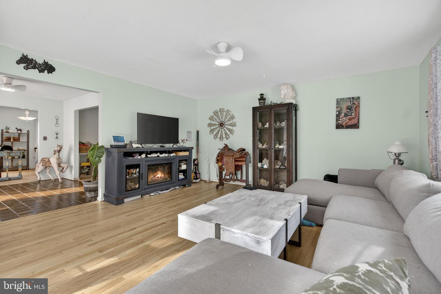 8487 BOTHA RD, WARRENTON, Virginia 20186, 3 Bedrooms Bedrooms, ,2 BathroomsBathrooms,Residential,For sale,8487 BOTHA RD,VAFQ2020282 MLS # VAFQ2020282 8487 BOTHA RD, WARRENTON, Virginia 20186, 3 Bedrooms Bedrooms, ,2 BathroomsBathrooms,Residential,For sale,8487 BOTHA RD,VAFQ2020282 MLS # VAFQ2020282