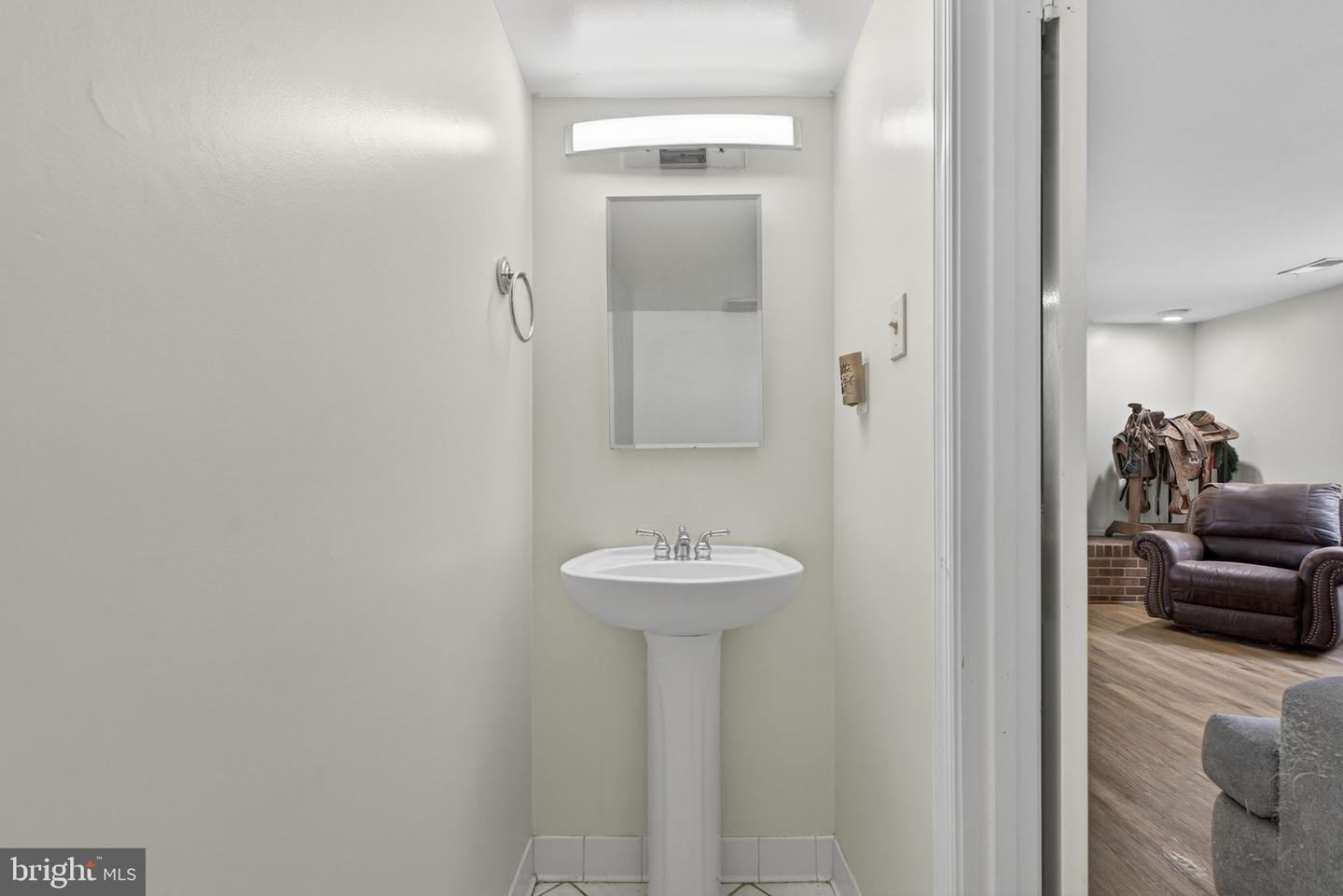 8487 BOTHA RD, WARRENTON, Virginia 20186, 3 Bedrooms Bedrooms, ,2 BathroomsBathrooms,Residential,For sale,8487 BOTHA RD,VAFQ2020282 MLS # VAFQ2020282 8487 BOTHA RD, WARRENTON, Virginia 20186, 3 Bedrooms Bedrooms, ,2 BathroomsBathrooms,Residential,For sale,8487 BOTHA RD,VAFQ2020282 MLS # VAFQ2020282