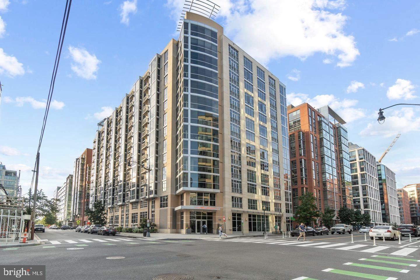 1025 1ST ST SE #510, WASHINGTON, District Of Columbia 20003, 2 Bedrooms Bedrooms, ,2 BathroomsBathrooms,Residential,For sale,1025 1ST ST SE #510,DCDC2243176 MLS # DCDC2243176