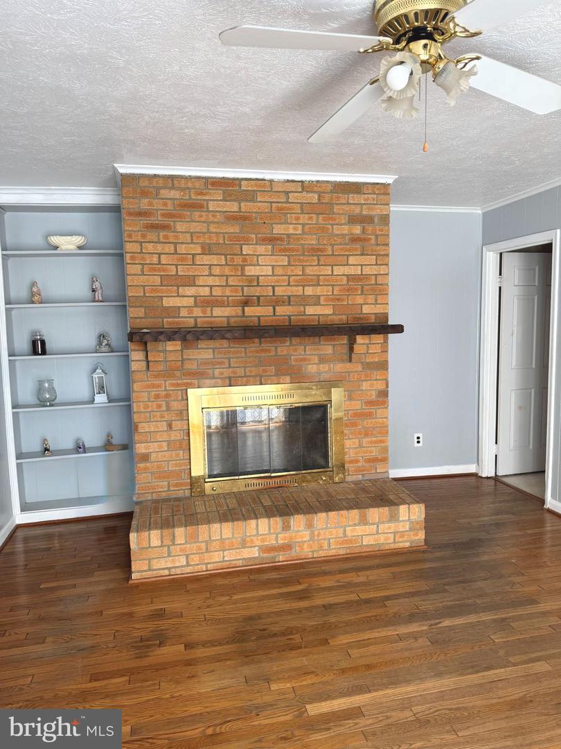 4807 EXECUTIVE DR, GAINESVILLE, Virginia 20155, 4 Bedrooms Bedrooms, ,3 BathroomsBathrooms,Residential,For sale,4807 EXECUTIVE DR,VAPW2111232 MLS # VAPW2111232