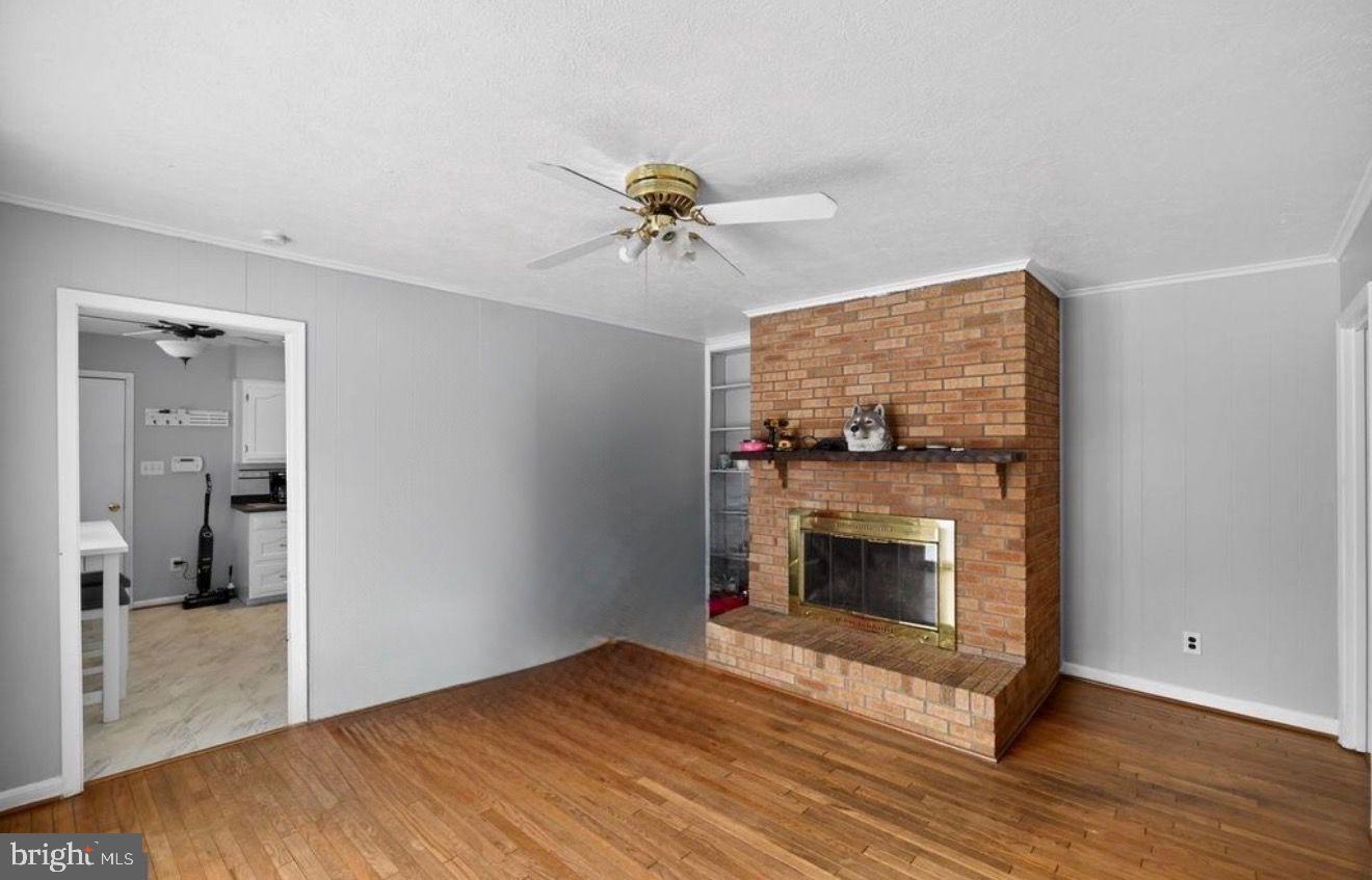 4807 EXECUTIVE DR, GAINESVILLE, Virginia 20155, 4 Bedrooms Bedrooms, ,3 BathroomsBathrooms,Residential,For sale,4807 EXECUTIVE DR,VAPW2111232 MLS # VAPW2111232