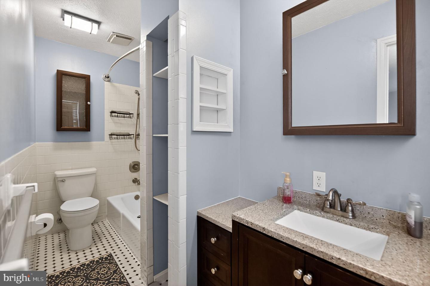 4807 EXECUTIVE DR, GAINESVILLE, Virginia 20155, 4 Bedrooms Bedrooms, ,3 BathroomsBathrooms,Residential,For sale,4807 EXECUTIVE DR,VAPW2111232 MLS # VAPW2111232