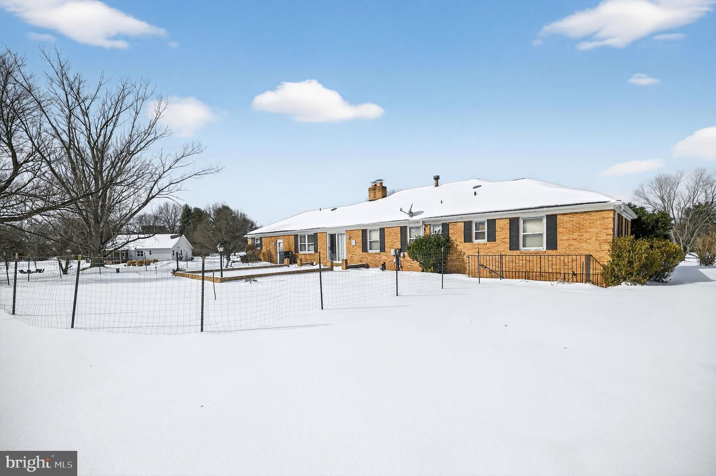 4807 EXECUTIVE DR, GAINESVILLE, Virginia 20155, 4 Bedrooms Bedrooms, ,3 BathroomsBathrooms,Residential,For sale,4807 EXECUTIVE DR,VAPW2111232 MLS # VAPW2111232