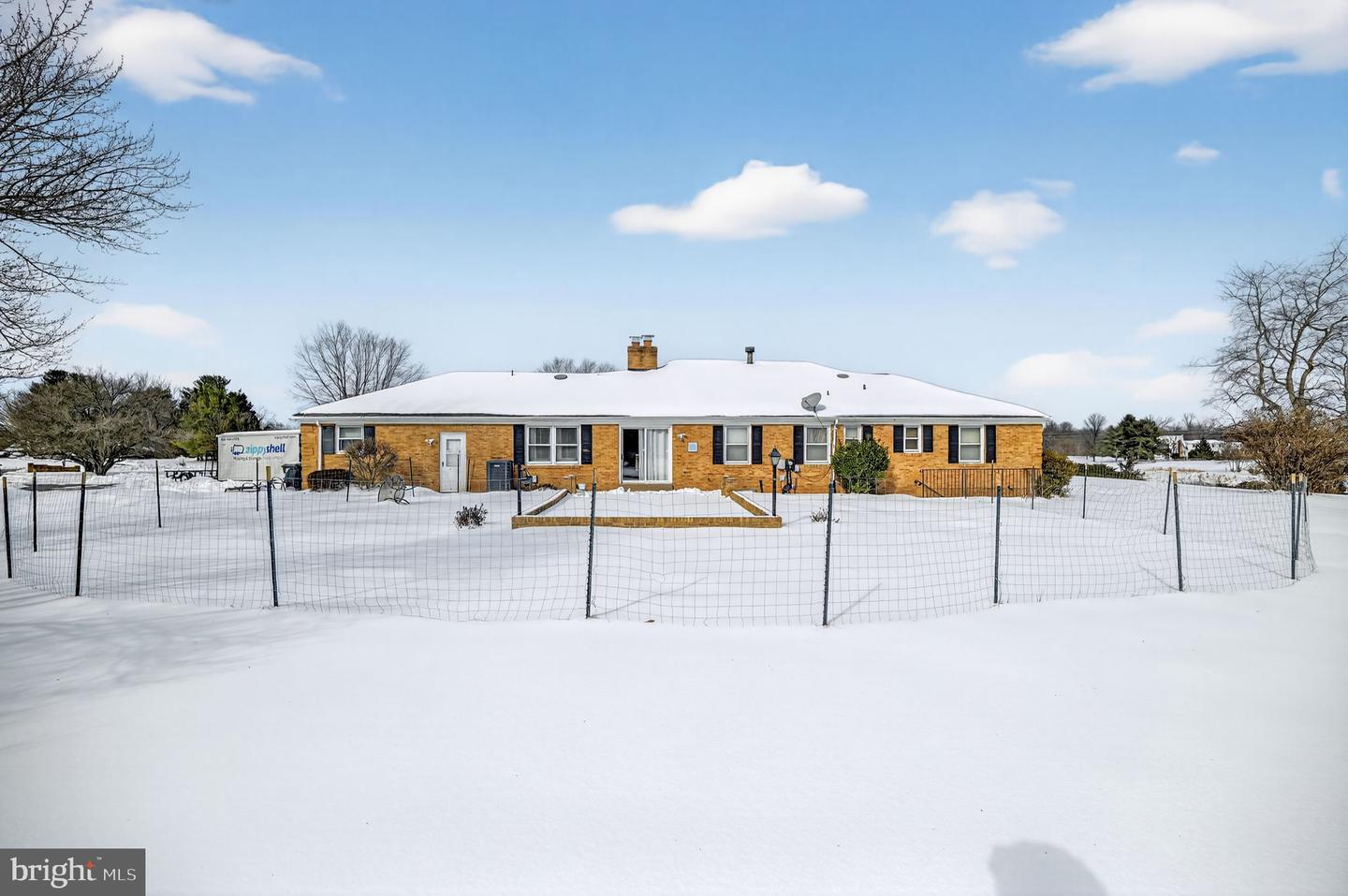 4807 EXECUTIVE DR, GAINESVILLE, Virginia 20155, 4 Bedrooms Bedrooms, ,3 BathroomsBathrooms,Residential,For sale,4807 EXECUTIVE DR,VAPW2111232 MLS # VAPW2111232