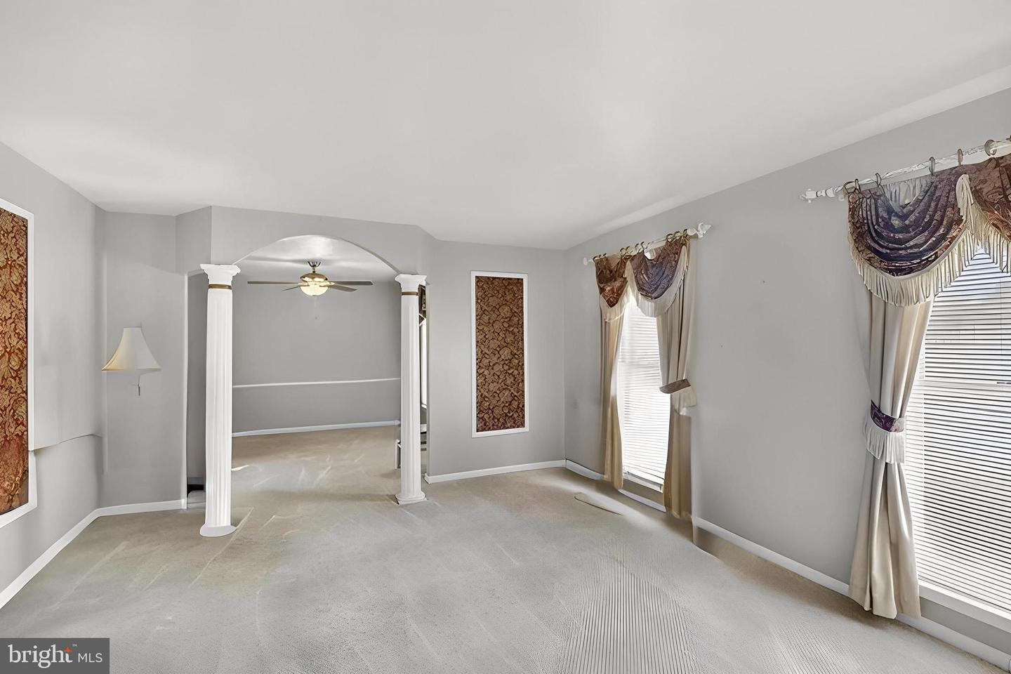 4807 EXECUTIVE DR, GAINESVILLE, Virginia 20155, 4 Bedrooms Bedrooms, ,3 BathroomsBathrooms,Residential,For sale,4807 EXECUTIVE DR,VAPW2111232 MLS # VAPW2111232