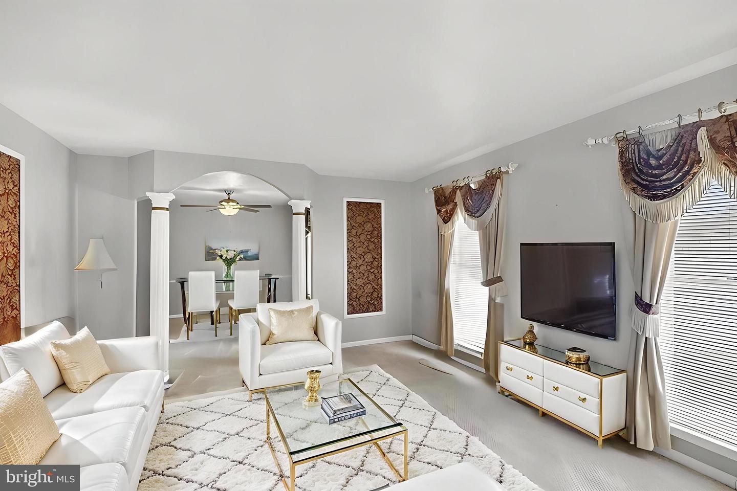 4807 EXECUTIVE DR, GAINESVILLE, Virginia 20155, 4 Bedrooms Bedrooms, ,3 BathroomsBathrooms,Residential,For sale,4807 EXECUTIVE DR,VAPW2111232 MLS # VAPW2111232