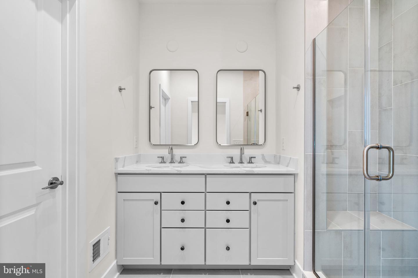 9719 GRANT AVE, MANASSAS, Virginia 20110, 3 Bedrooms Bedrooms, ,3 BathroomsBathrooms,Residential,For sale,9719 GRANT AVE,VAMN2010020 MLS # VAMN2010020