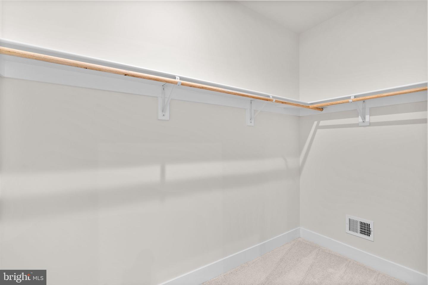 9719 GRANT AVE, MANASSAS, Virginia 20110, 3 Bedrooms Bedrooms, ,3 BathroomsBathrooms,Residential,For sale,9719 GRANT AVE,VAMN2010020 MLS # VAMN2010020