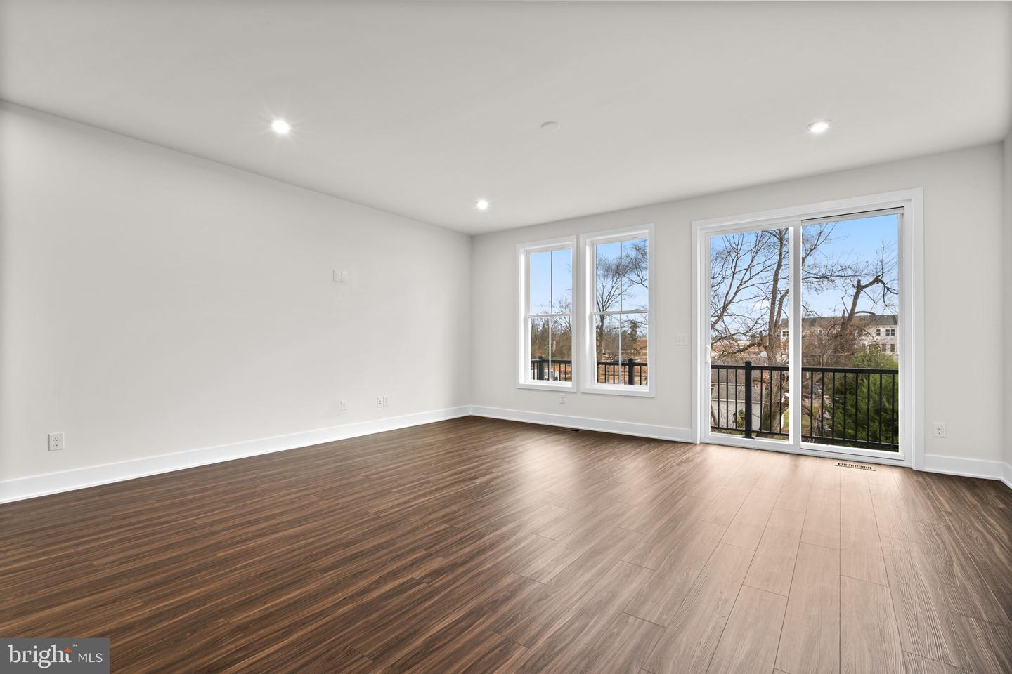 9719 GRANT AVE, MANASSAS, Virginia 20110, 3 Bedrooms Bedrooms, ,3 BathroomsBathrooms,Residential,For sale,9719 GRANT AVE,VAMN2010020 MLS # VAMN2010020