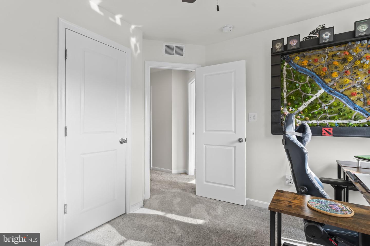 3992 SHIRE MEADOW LN, TRIANGLE, Virginia 22172, 3 Bedrooms Bedrooms, ,2 BathroomsBathrooms,Residential,For sale,3992 SHIRE MEADOW LN,VAPW2111262 MLS # VAPW2111262