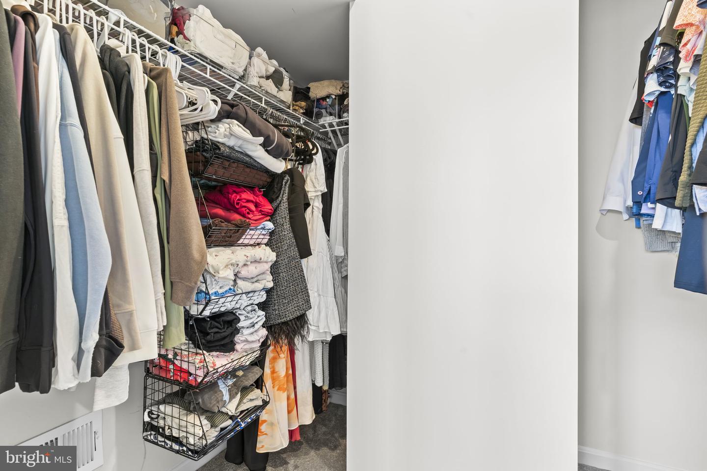 3992 SHIRE MEADOW LN, TRIANGLE, Virginia 22172, 3 Bedrooms Bedrooms, ,2 BathroomsBathrooms,Residential,For sale,3992 SHIRE MEADOW LN,VAPW2111262 MLS # VAPW2111262