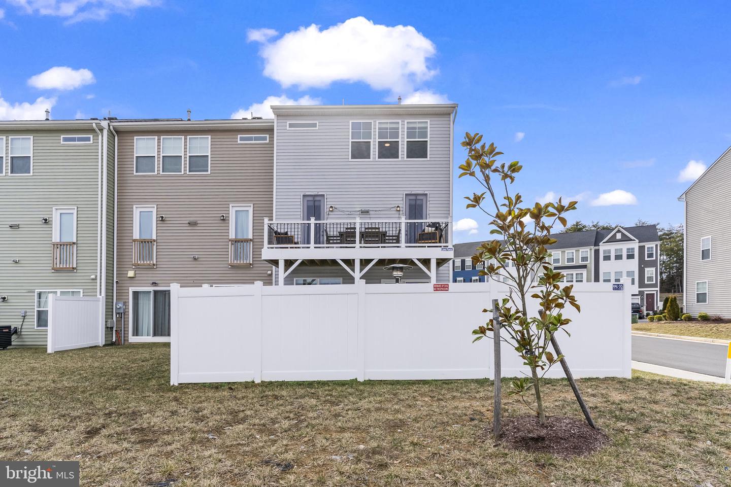 3992 SHIRE MEADOW LN, TRIANGLE, Virginia 22172, 3 Bedrooms Bedrooms, ,2 BathroomsBathrooms,Residential,For sale,3992 SHIRE MEADOW LN,VAPW2111262 MLS # VAPW2111262