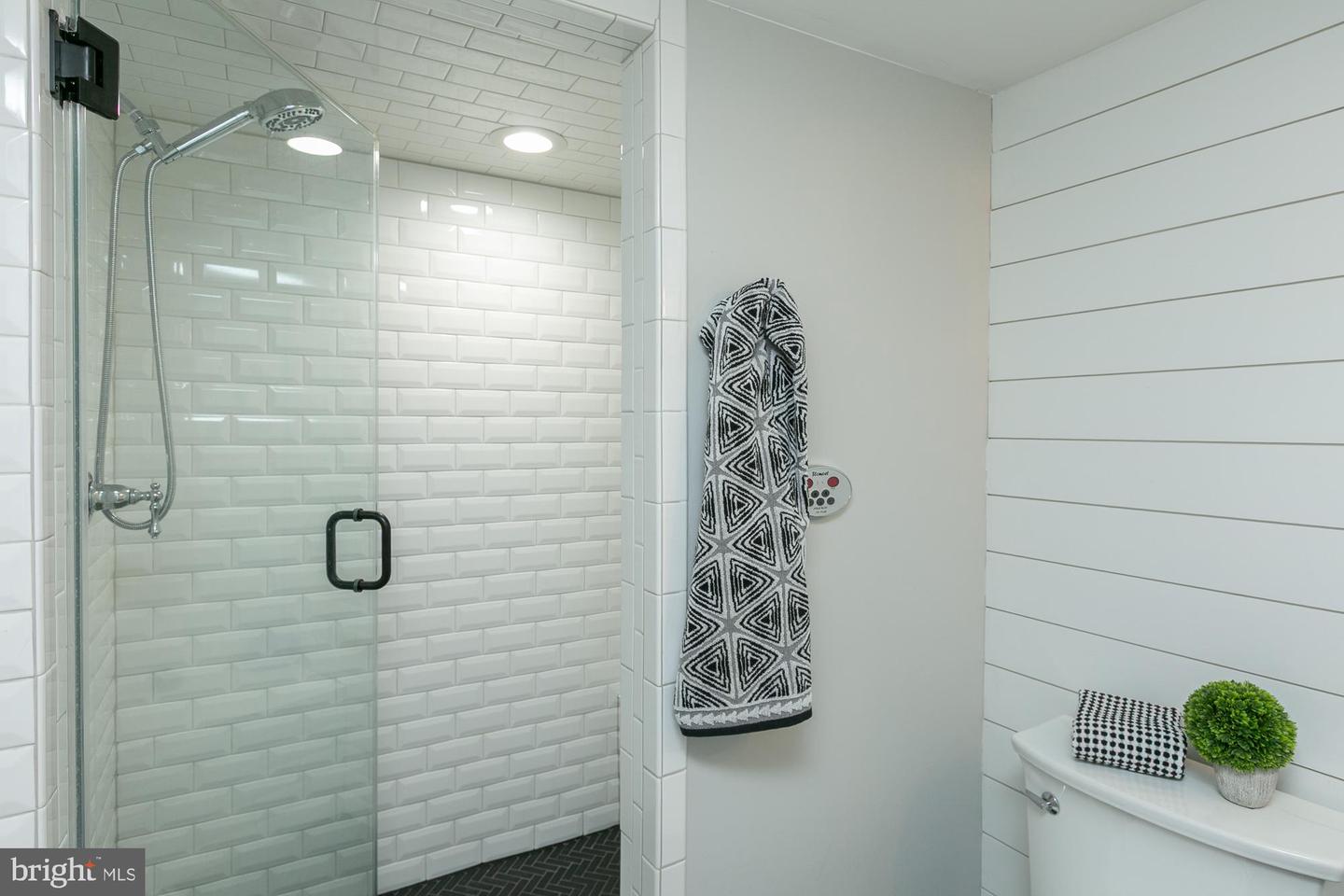 4612 GATES RD, WARRENTON, Virginia 20187, 5 Bedrooms Bedrooms, ,4 BathroomsBathrooms,Residential,For sale,4612 GATES RD,VAFQ2020294 MLS # VAFQ2020294