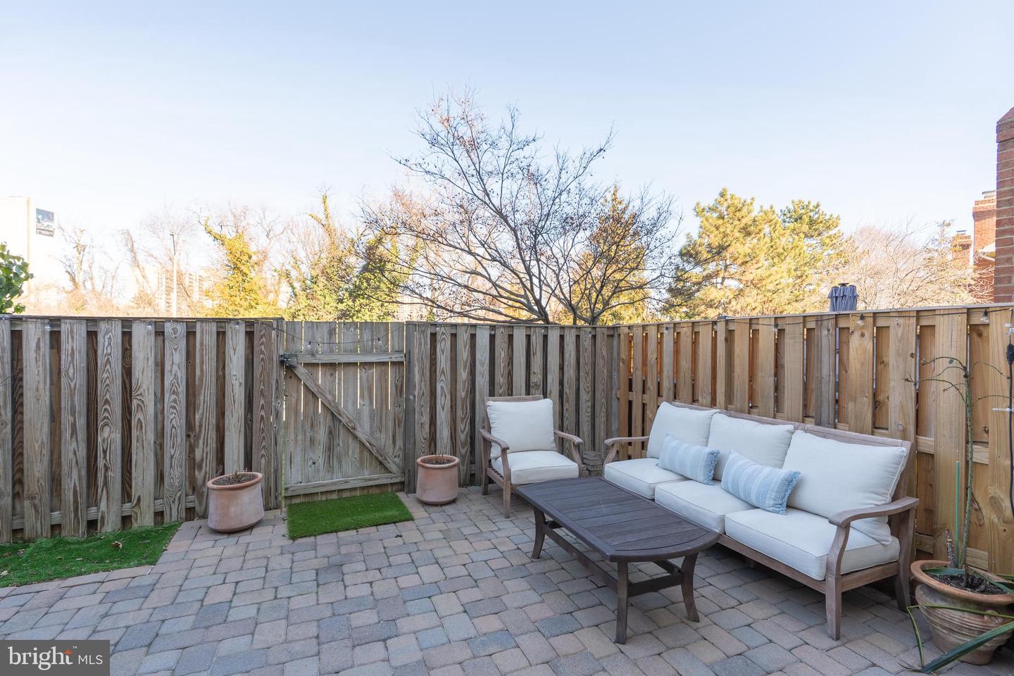 1828 DUFFIELD LN, ALEXANDRIA, Virginia 22307, 4 Bedrooms Bedrooms, ,3 BathroomsBathrooms,Residential,For sale,1828 DUFFIELD LN,VAFX2287576 MLS # VAFX2287576