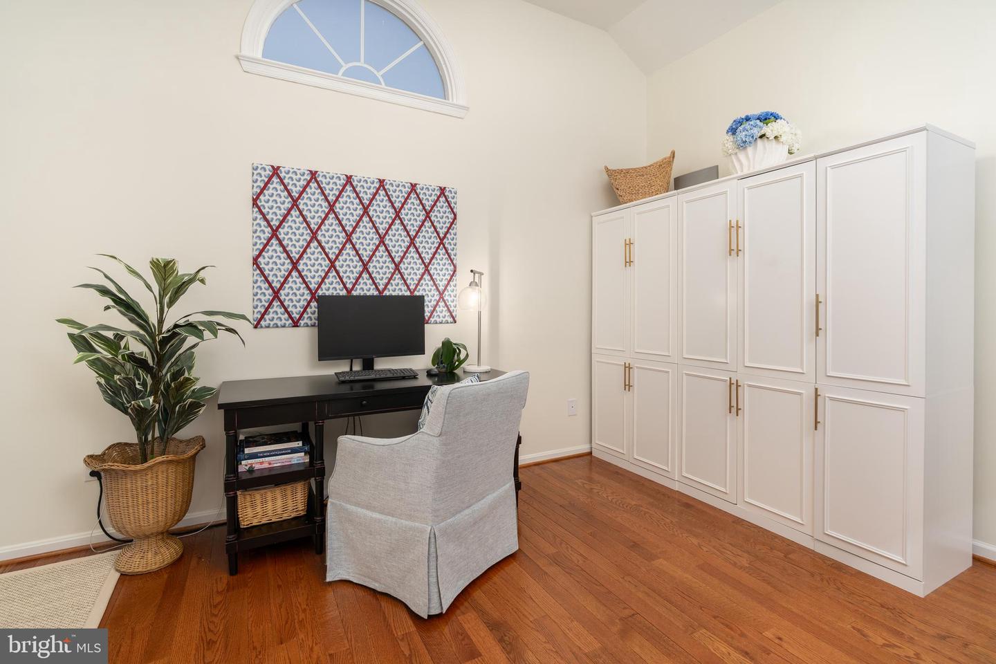 1828 DUFFIELD LN, ALEXANDRIA, Virginia 22307, 4 Bedrooms Bedrooms, ,3 BathroomsBathrooms,Residential,For sale,1828 DUFFIELD LN,VAFX2287576 MLS # VAFX2287576