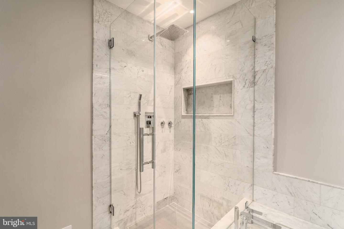 1828 DUFFIELD LN, ALEXANDRIA, Virginia 22307, 4 Bedrooms Bedrooms, ,3 BathroomsBathrooms,Residential,For sale,1828 DUFFIELD LN,VAFX2287576 MLS # VAFX2287576