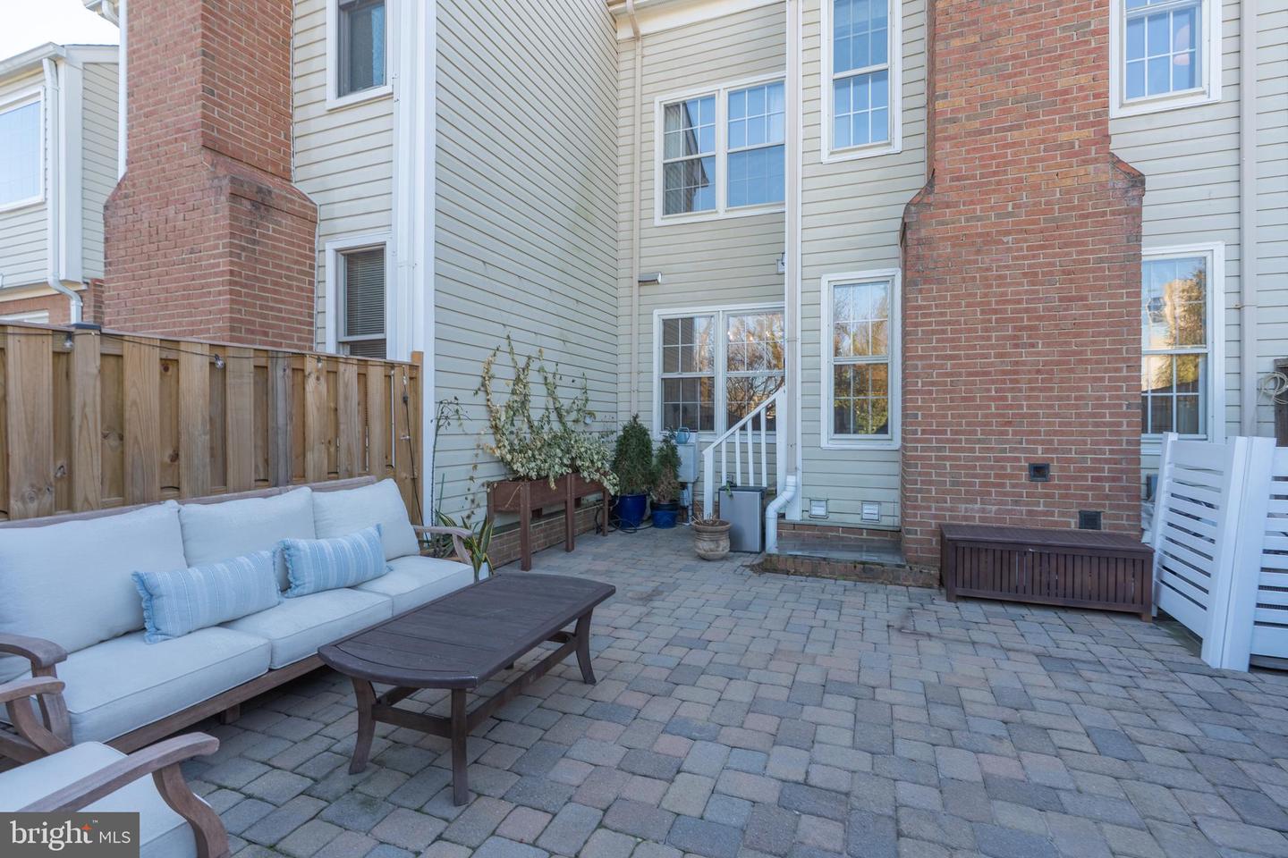 1828 DUFFIELD LN, ALEXANDRIA, Virginia 22307, 4 Bedrooms Bedrooms, ,3 BathroomsBathrooms,Residential,For sale,1828 DUFFIELD LN,VAFX2287576 MLS # VAFX2287576