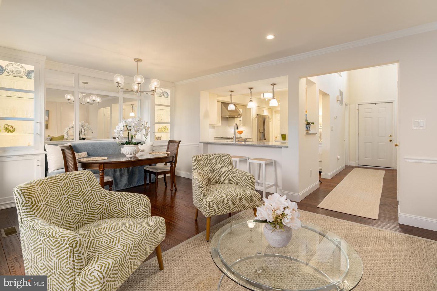 1828 DUFFIELD LN, ALEXANDRIA, Virginia 22307, 4 Bedrooms Bedrooms, ,3 BathroomsBathrooms,Residential,For sale,1828 DUFFIELD LN,VAFX2287576 MLS # VAFX2287576