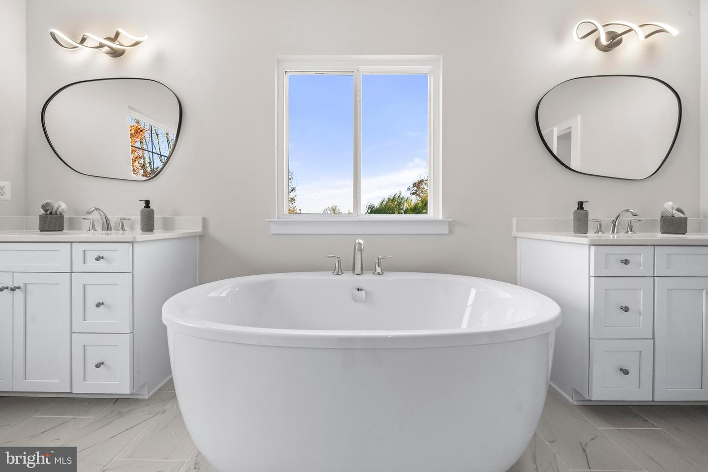 7505 MAGARITY RD, FALLS CHURCH, Virginia 22043, 6 Bedrooms Bedrooms, 15 Rooms Rooms,5 BathroomsBathrooms,Residential,For sale,7505 MAGARITY RD,VAFX2287598 MLS # VAFX2287598