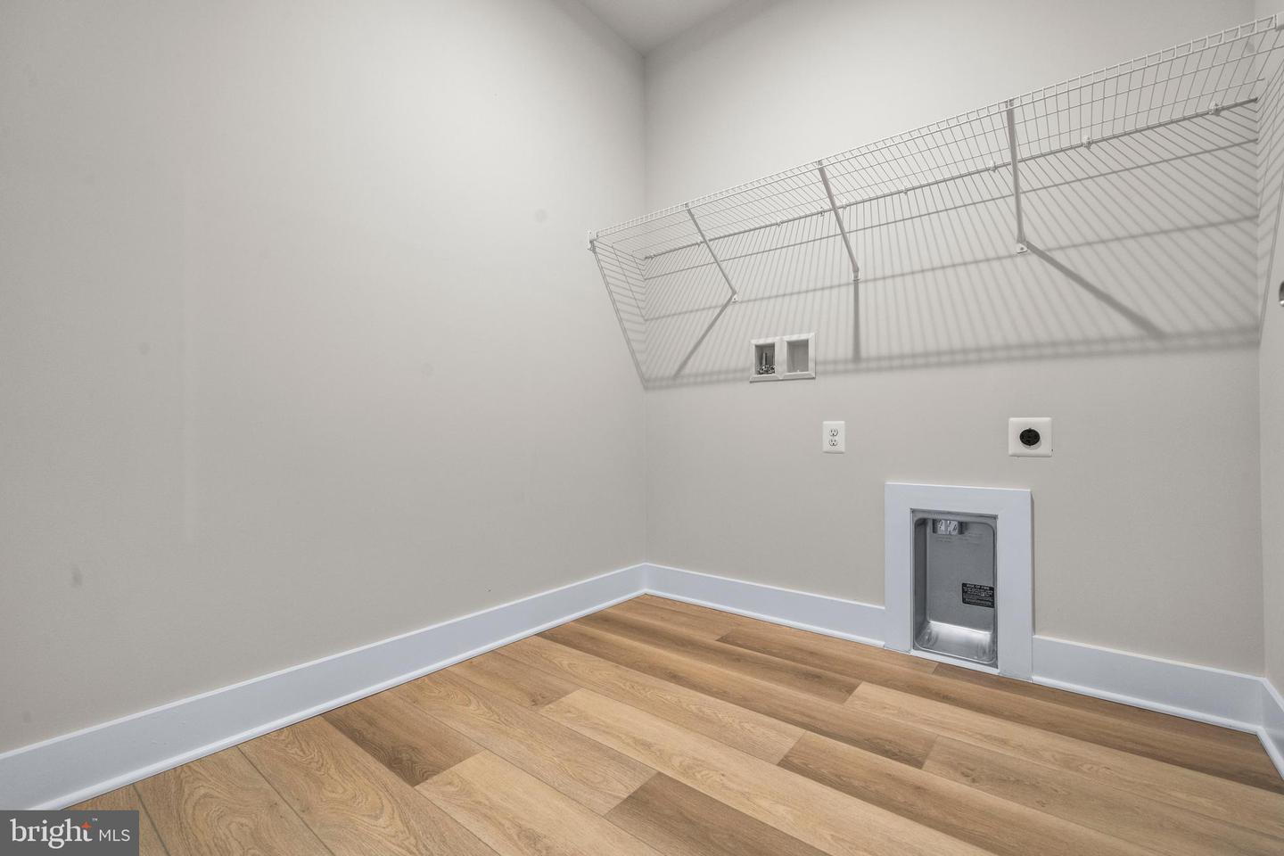 7505 MAGARITY RD, FALLS CHURCH, Virginia 22043, 6 Bedrooms Bedrooms, 15 Rooms Rooms,5 BathroomsBathrooms,Residential,For sale,7505 MAGARITY RD,VAFX2287598 MLS # VAFX2287598