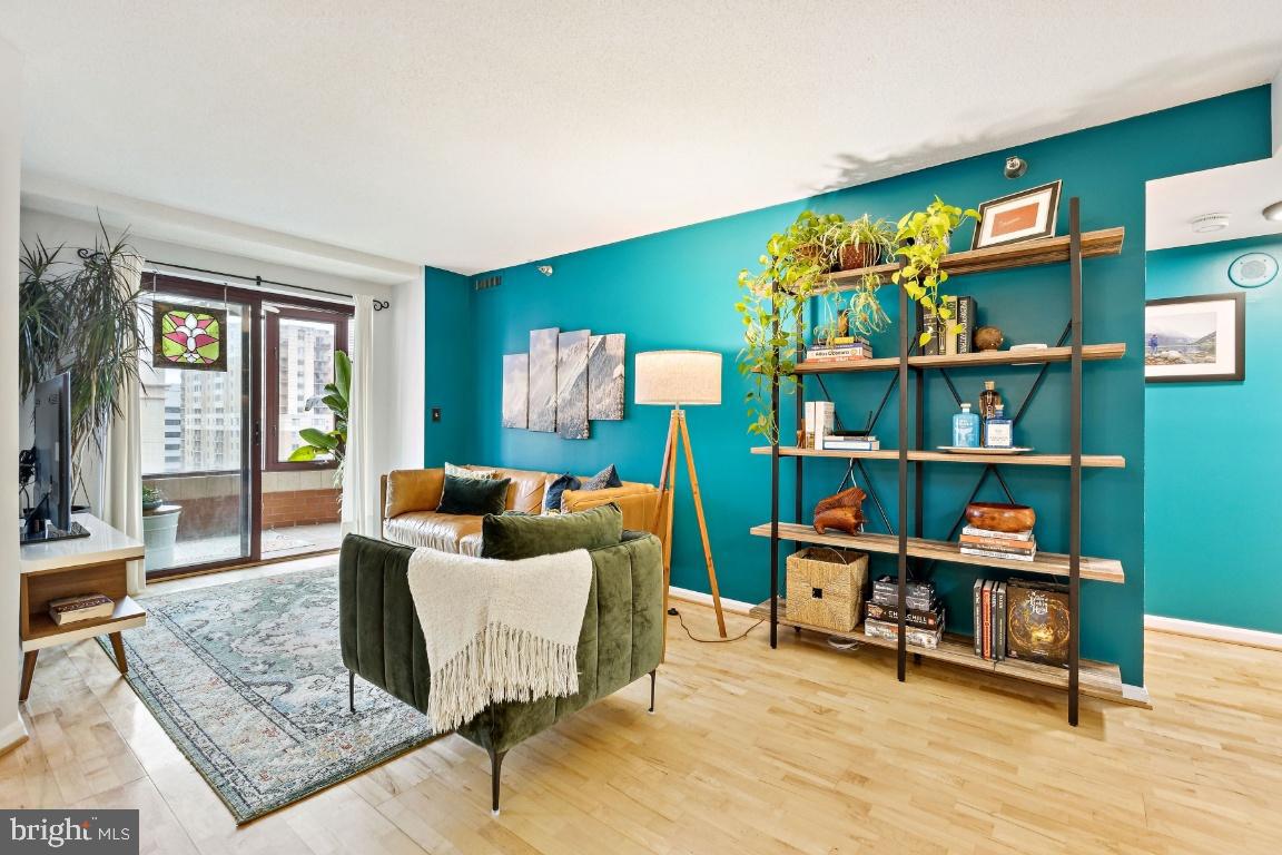 2400 CLARENDON BLVD #908, ARLINGTON, Virginia 22201, 1 Bedroom Bedrooms, 7 Rooms Rooms,1 BathroomBathrooms,Residential,For sale,2400 CLARENDON BLVD #908,VAAR2068172 MLS # VAAR2068172 2400 CLARENDON BLVD #908, ARLINGTON, Virginia 22201, 1 Bedroom Bedrooms, 7 Rooms Rooms,1 BathroomBathrooms,Residential,For sale,2400 CLARENDON BLVD #908,VAAR2068172 MLS # VAAR2068172