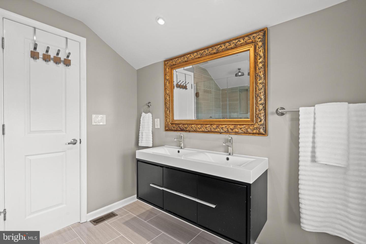 3021 24TH ST NE, WASHINGTON, District Of Columbia 20018, 5 Bedrooms Bedrooms, ,4 BathroomsBathrooms,Residential,For sale,3021 24TH ST NE,DCDC2243304 MLS # DCDC2243304