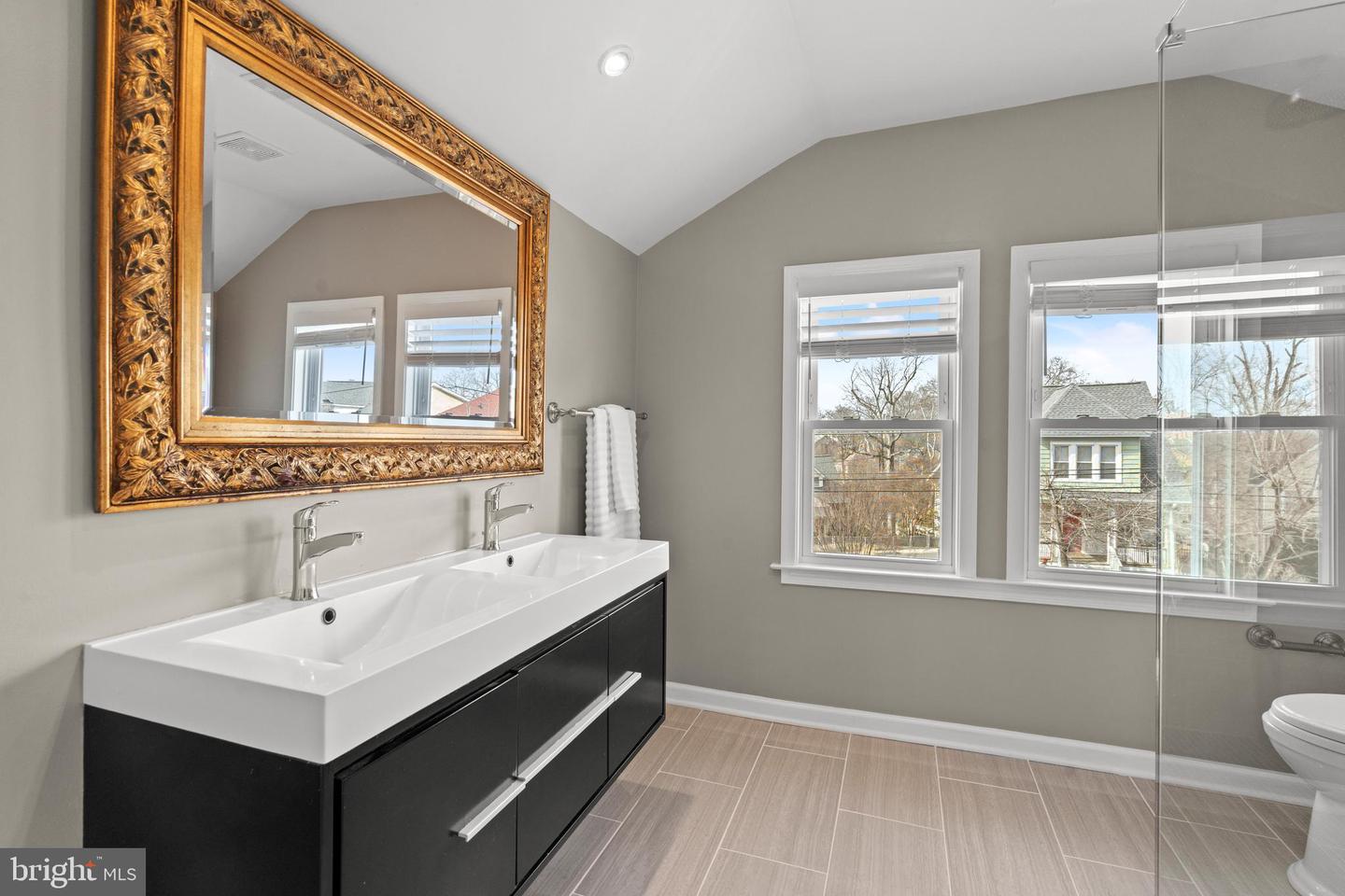 3021 24TH ST NE, WASHINGTON, District Of Columbia 20018, 5 Bedrooms Bedrooms, ,4 BathroomsBathrooms,Residential,For sale,3021 24TH ST NE,DCDC2243304 MLS # DCDC2243304