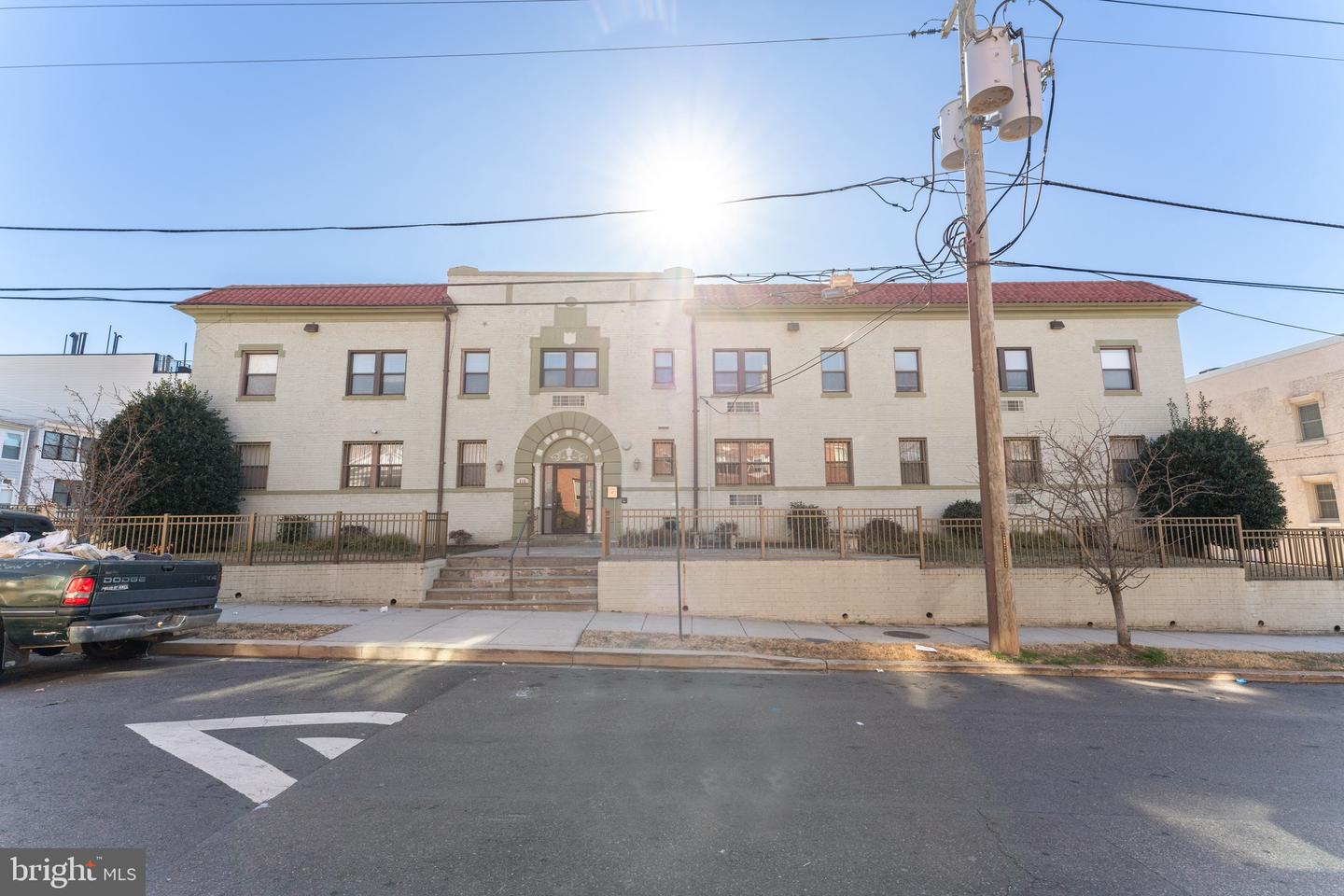 315 EVARTS ST NE #T6, WASHINGTON, District Of Columbia 20002, 2 Bedrooms Bedrooms, ,1 BathroomBathrooms,Residential,For sale,315 EVARTS ST NE #T6,DCDC2243358 MLS # DCDC2243358 315 EVARTS ST NE #T6, WASHINGTON, District Of Columbia 20002, 2 Bedrooms Bedrooms, ,1 BathroomBathrooms,Residential,For sale,315 EVARTS ST NE #T6,DCDC2243358 MLS # DCDC2243358