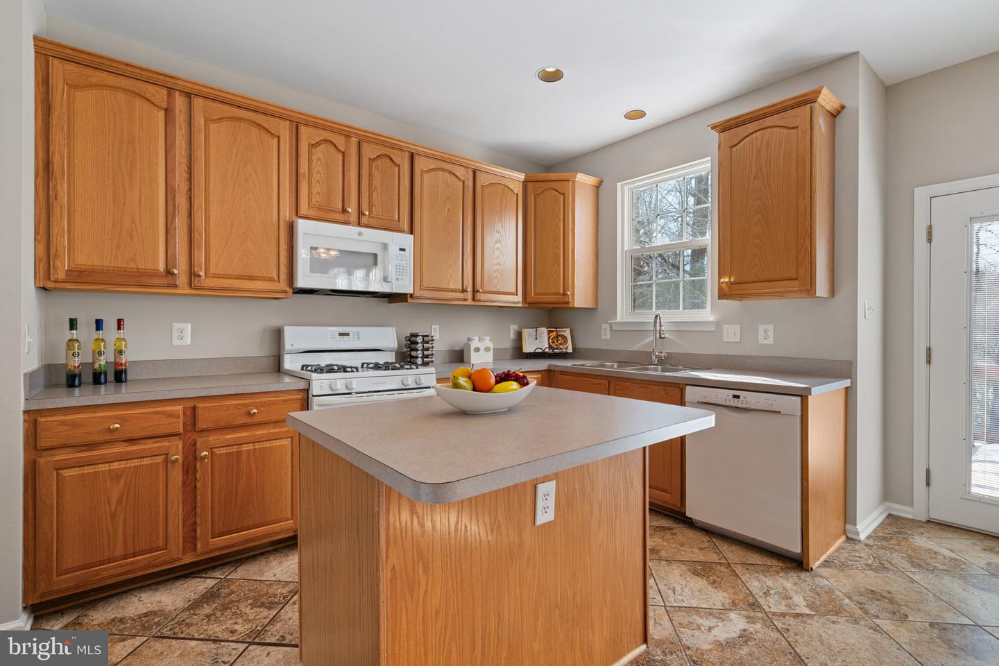 14980 GRASSY KNOLL CT, WOODBRIDGE, Virginia 22193, 5 Bedrooms Bedrooms, ,3 BathroomsBathrooms,Residential,For sale,14980 GRASSY KNOLL CT,VAPW2111316 MLS # VAPW2111316 14980 GRASSY KNOLL CT, WOODBRIDGE, Virginia 22193, 5 Bedrooms Bedrooms, ,3 BathroomsBathrooms,Residential,For sale,14980 GRASSY KNOLL CT,VAPW2111316 MLS # VAPW2111316