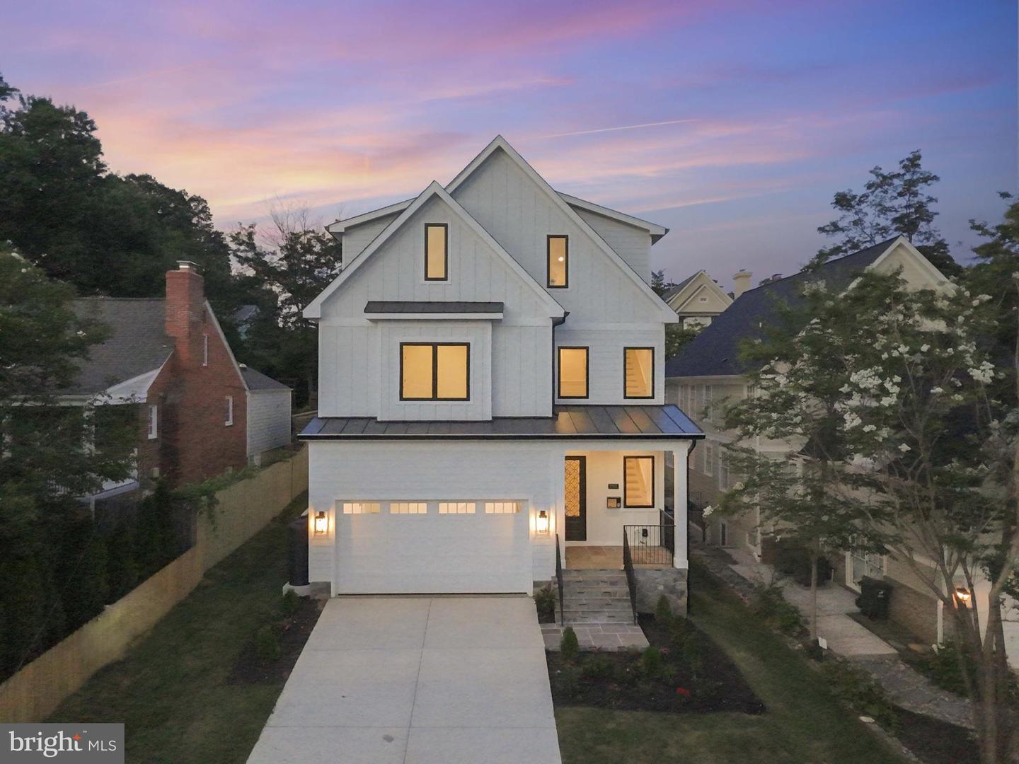 1905 N TAYLOR ST, ARLINGTON, Virginia 22207, 7 Bedrooms Bedrooms, 25 Rooms Rooms,7 BathroomsBathrooms,Residential,For sale,1905 N TAYLOR ST,VAAR2068190 MLS # VAAR2068190