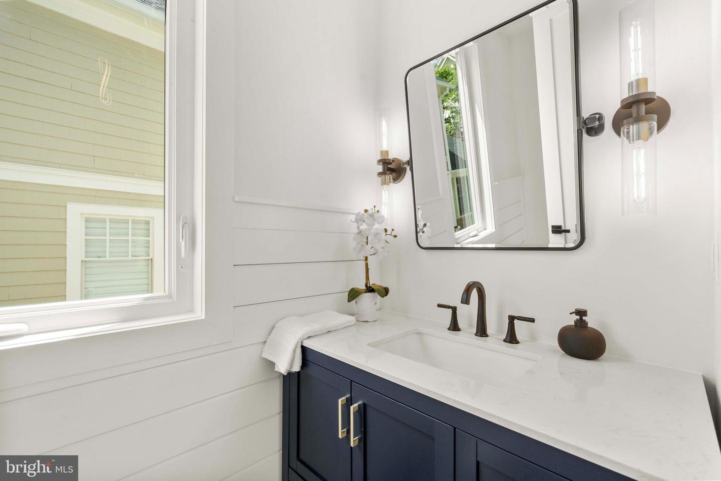 1905 N TAYLOR ST, ARLINGTON, Virginia 22207, 7 Bedrooms Bedrooms, 25 Rooms Rooms,7 BathroomsBathrooms,Residential,For sale,1905 N TAYLOR ST,VAAR2068190 MLS # VAAR2068190