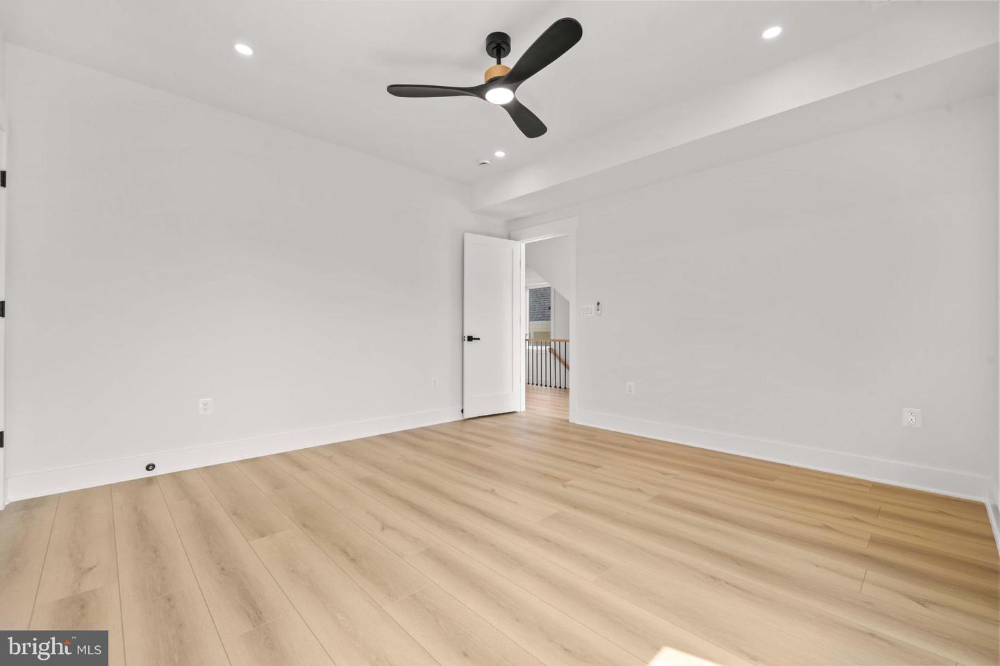 1905 N TAYLOR ST, ARLINGTON, Virginia 22207, 7 Bedrooms Bedrooms, 25 Rooms Rooms,7 BathroomsBathrooms,Residential,For sale,1905 N TAYLOR ST,VAAR2068190 MLS # VAAR2068190